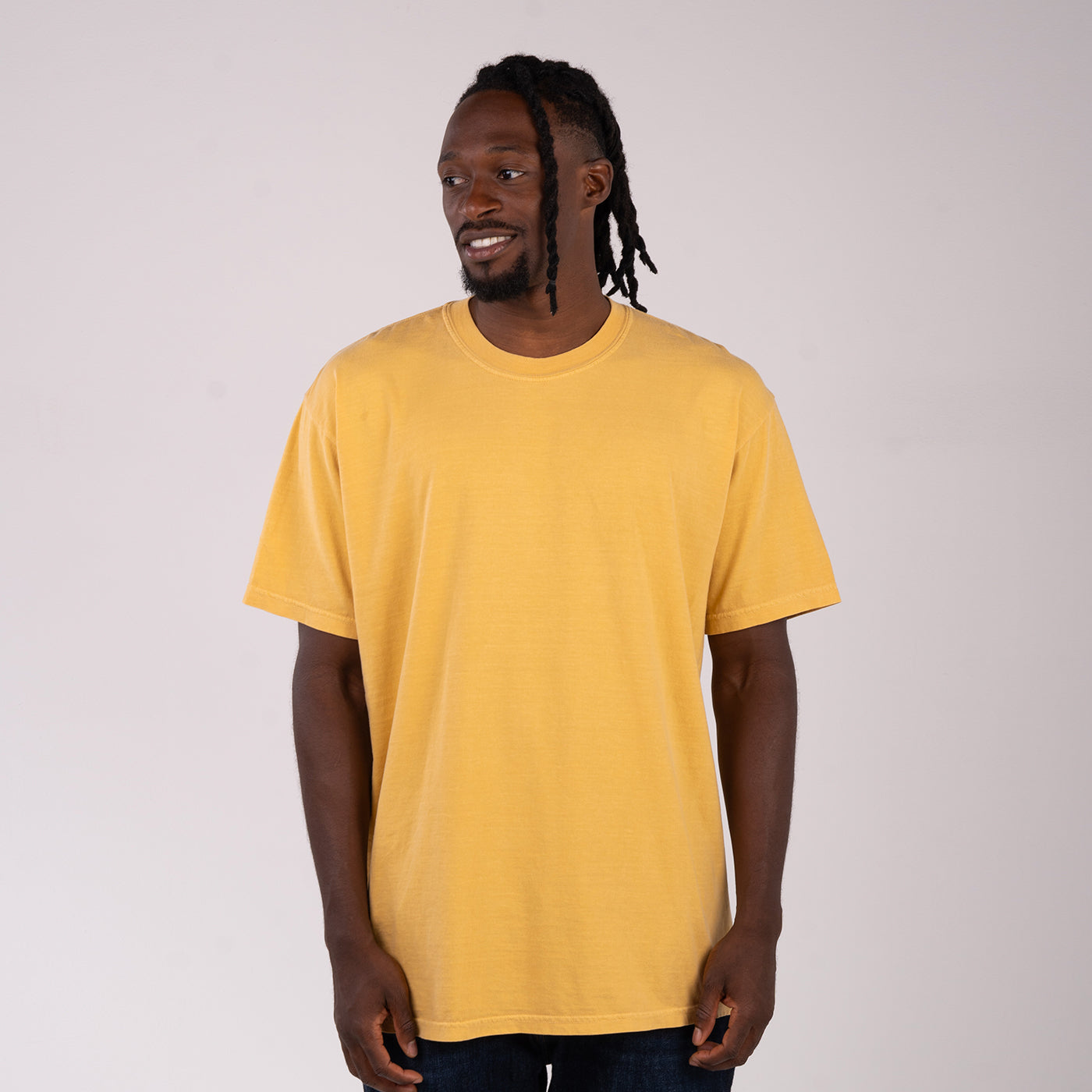 Camiseta Comfort Mostaza